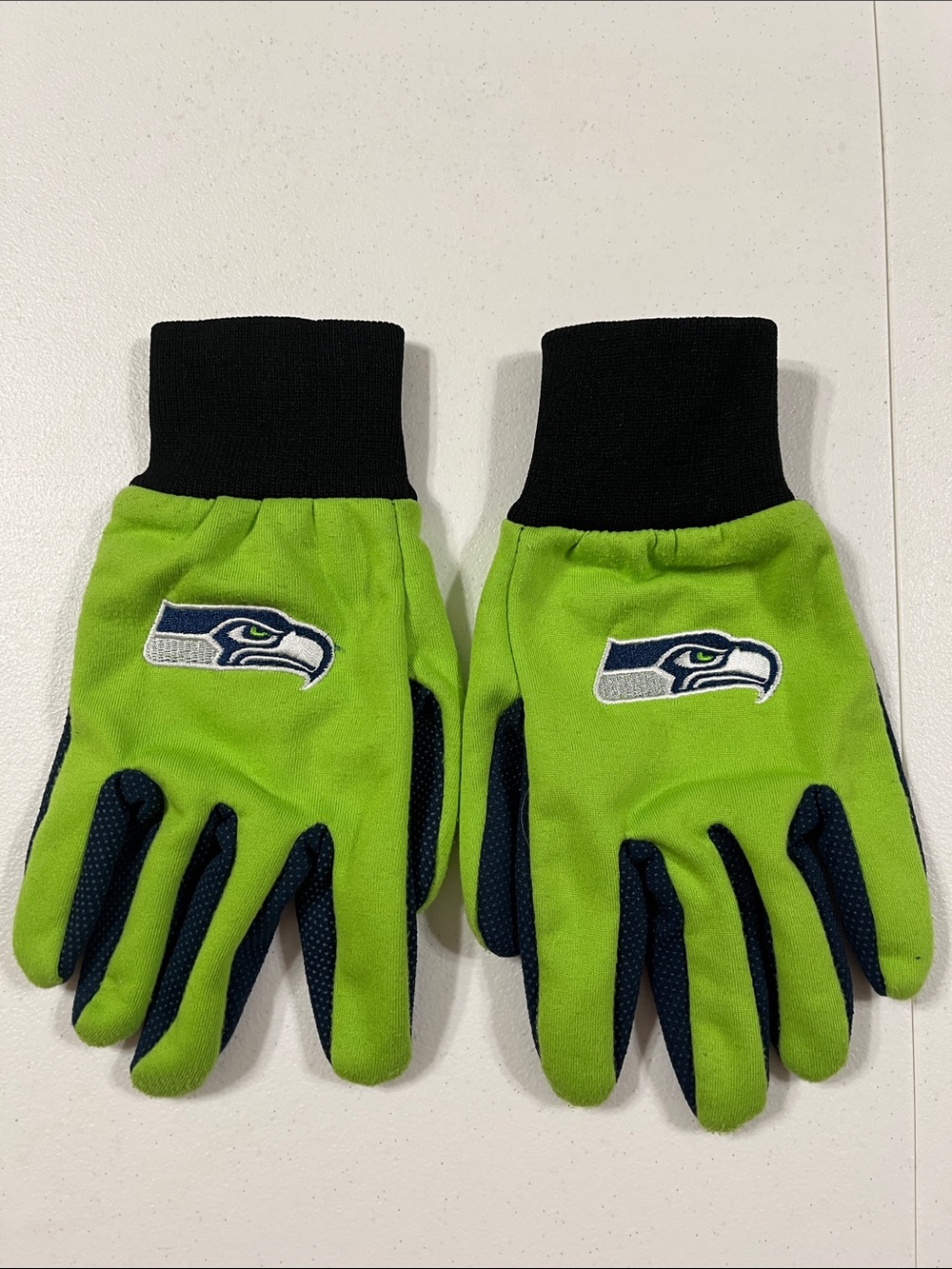 Seattle Seahawks Men’s Gloves in Neon Green and Navy